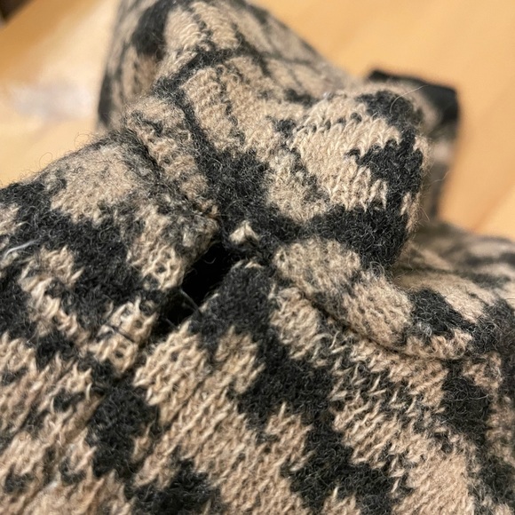 MARGARA SHAW adorable 100 % wool cardigan - Picture 9 of 9